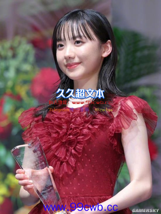 17岁日本美女明星芦田爱菜考取日本最高学府 曾参演《环太平洋》