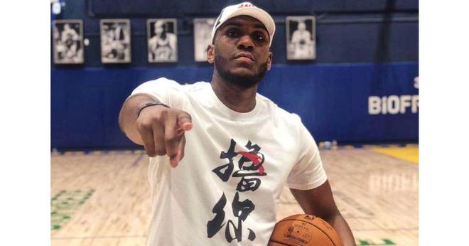 小杜兰特伤后变成勇士蓝领……曾被骂不配打NBA，如今他和库里一样重要