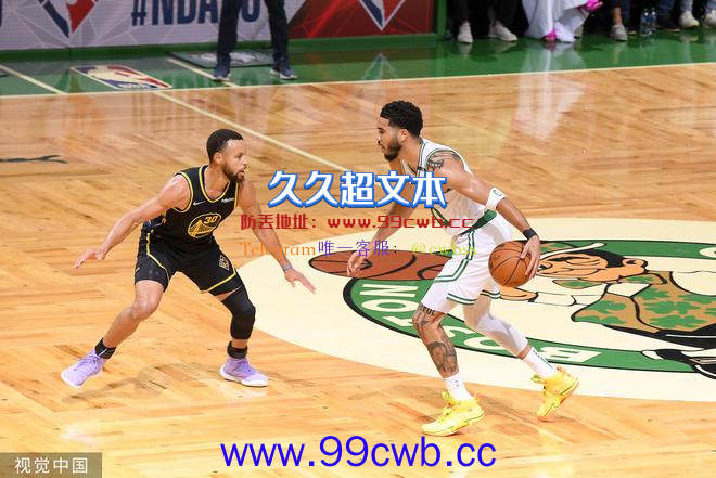 2-2!库里43+10勇士客场扳平绿军 塔图姆23投23分插图