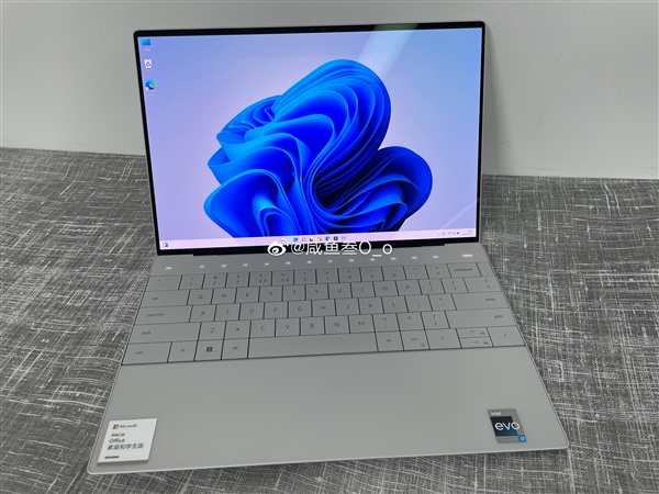 1.9万元的戴尔XPS 13 Plus首次拆机：双风扇＋豪华热管好激进