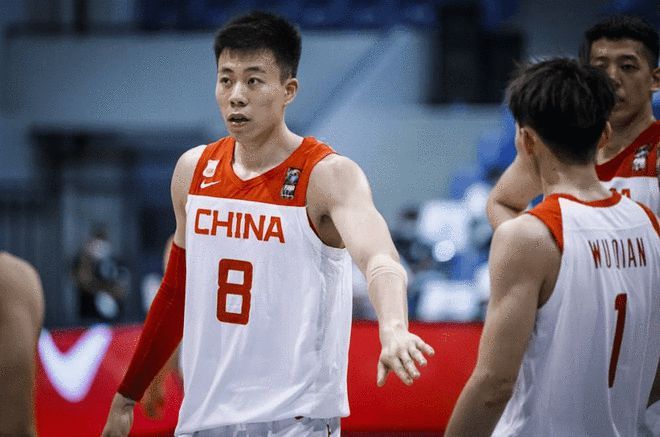 全力以赴!张镇麟将代表太阳出战夏联 身披17号战袍