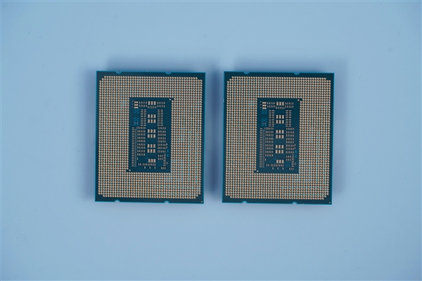 十三香来了！Intel酷睿i5-13600K、i9-13900K图赏