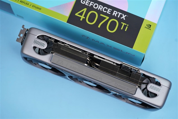 罕见5风扇设计！铭瑄RTX 4070 Ti MGG OC12G显卡图赏