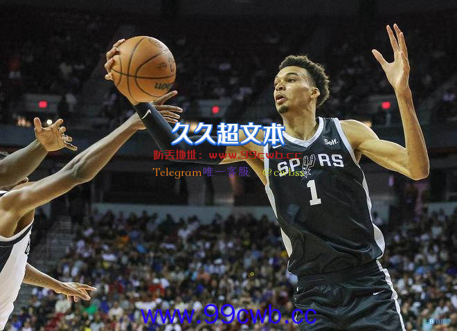 NBA名宿看衰文班亚马，再次狂赞姚明，隔扣奥尼尔，只有他做到插图