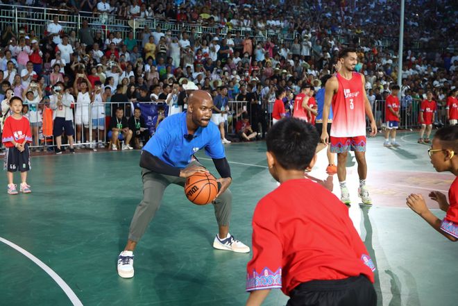 马布里闪现贵州，遇上NBA的村BA玩得更嗨了插图7