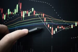导致 2021 年顶部的公制镜子图案