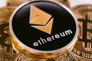 据报道，新加坡最大的银行持有超过 6.5 亿美元的 ETH