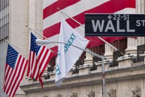 上周现货比特币 ETF 流入量达 18 亿美元